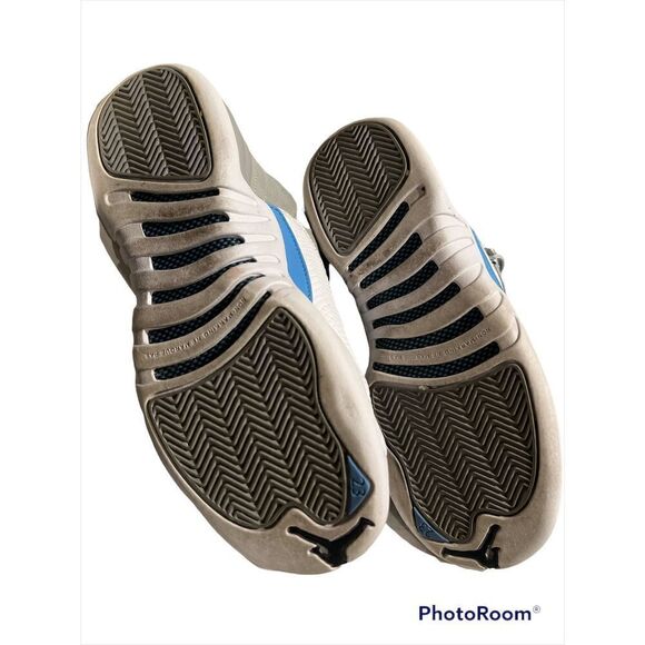 Nike Air Jordan 12 Retro - Picture 6 of 9